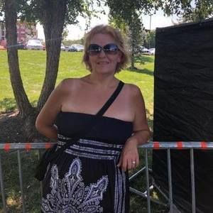 Meet your Posher, Tonya